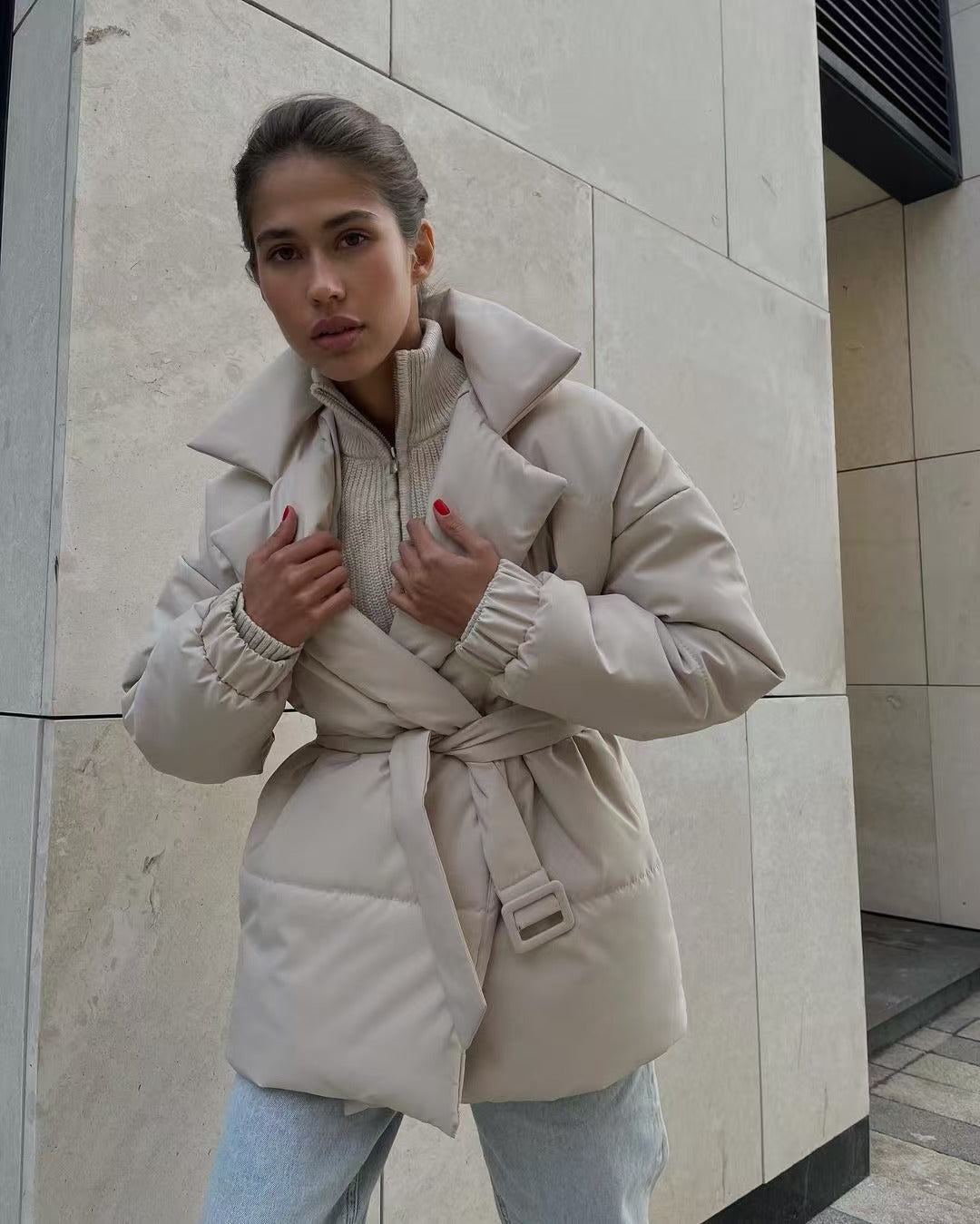 WW | Taille Baumwolle V-Ausschnitt Pufferjacke