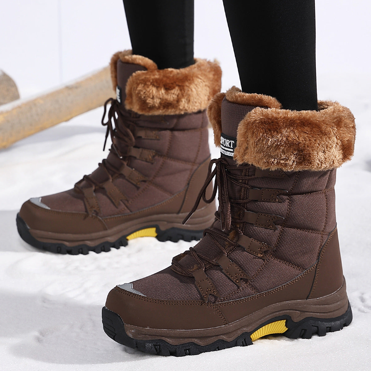 Damen Isolierte Winterstiefel mit rutschfester Sohlenkonstruktion und kuscheligem Innenfutter WW