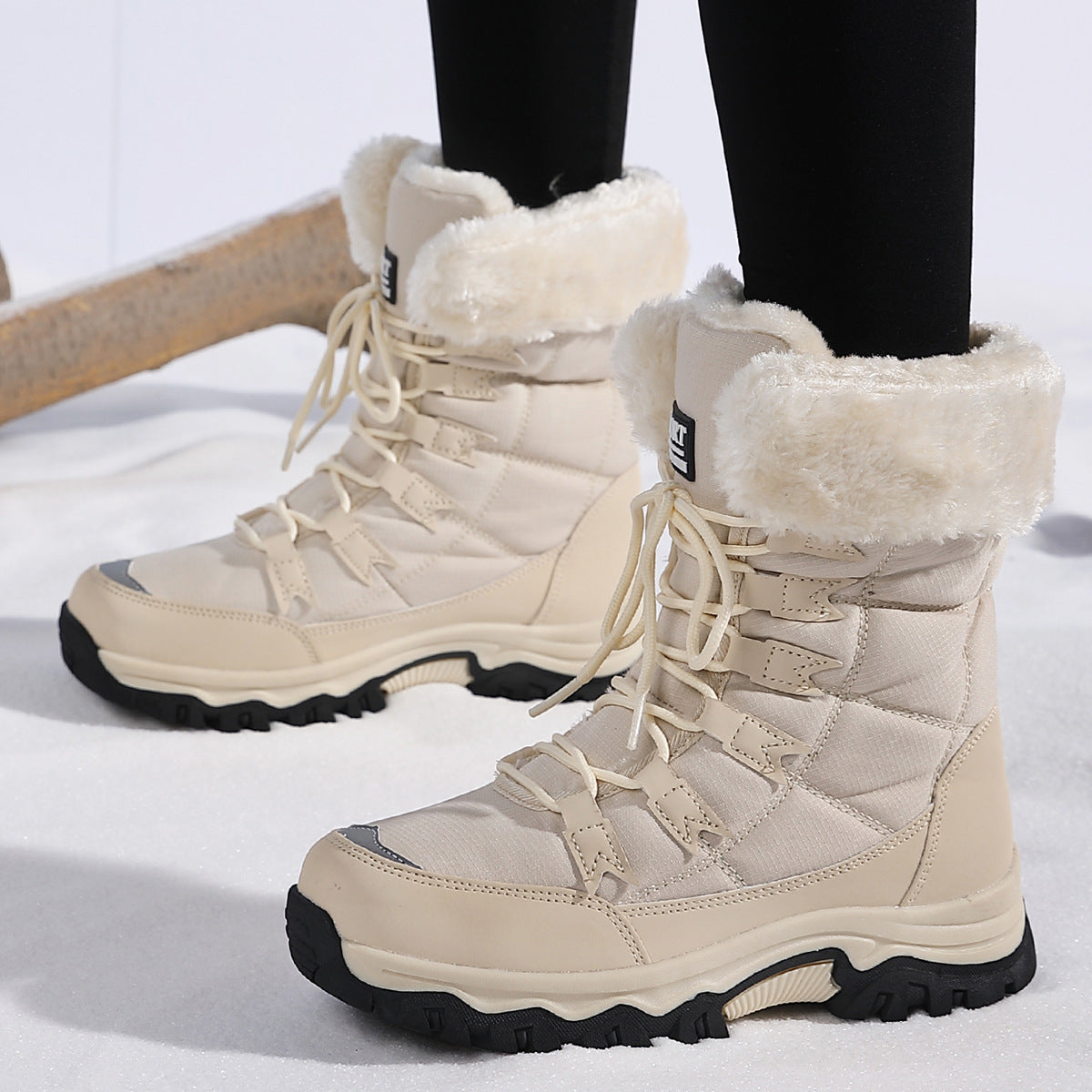 Damen Isolierte Winterstiefel mit rutschfester Sohlenkonstruktion und kuscheligem Innenfutter WW