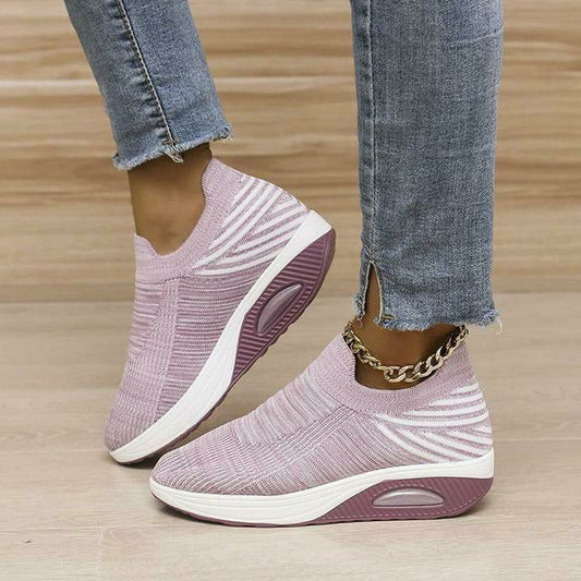 WW | Casual Striped Sneakers