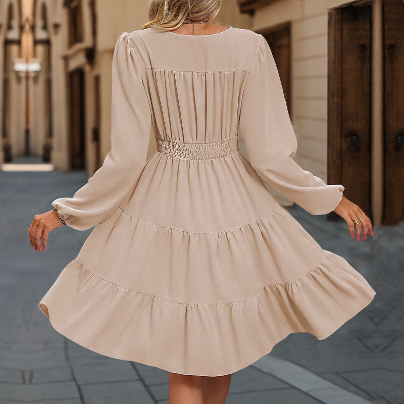 Damen Knielanges Wickelkleid mit Rüschen und Knopfdetails WW