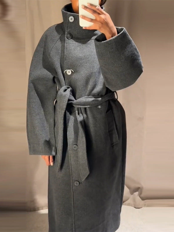 WW | Elegant Women's Coat with Belt and Button Closure