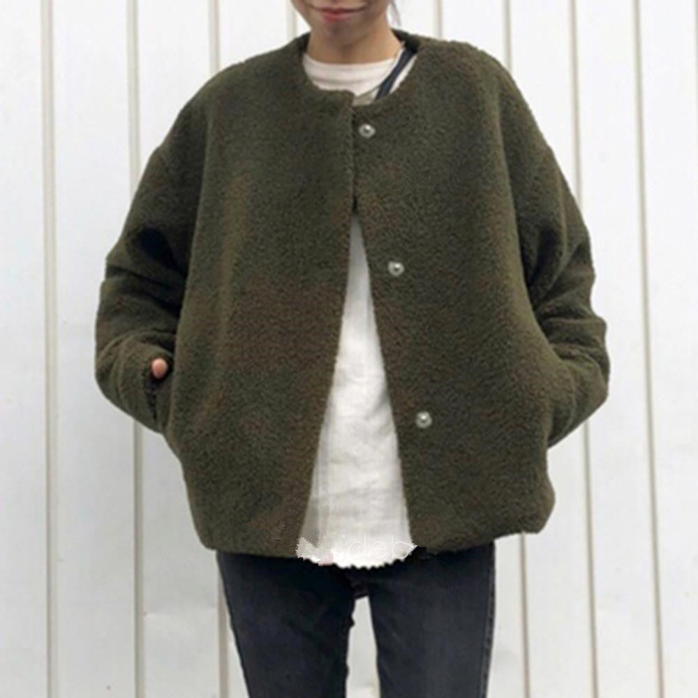 WW | Relaxed, fashionable jacket with buttons