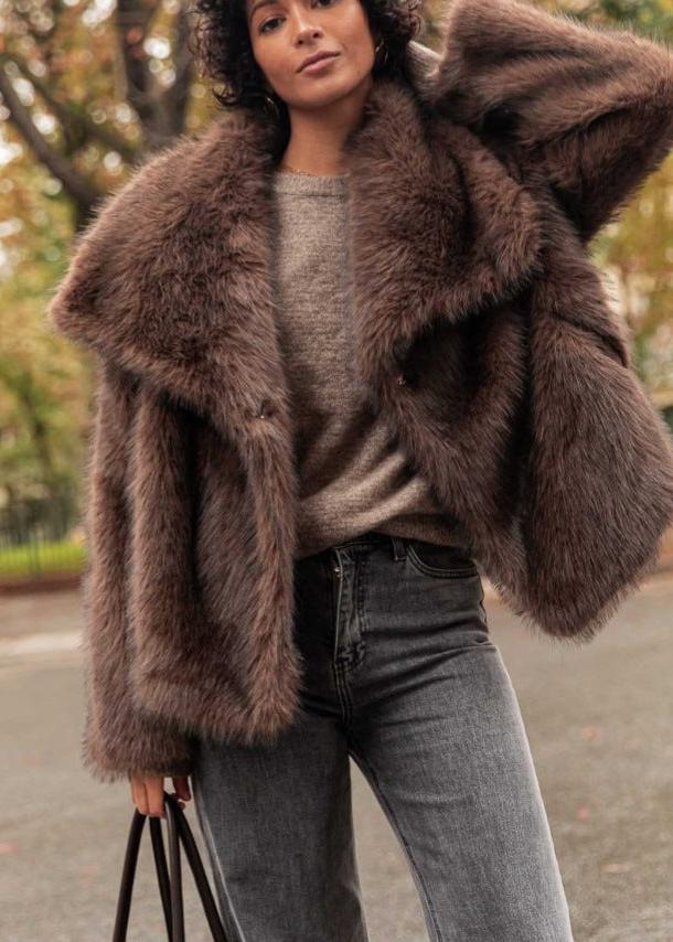 WW | Luxe Kunstpelzjacke
