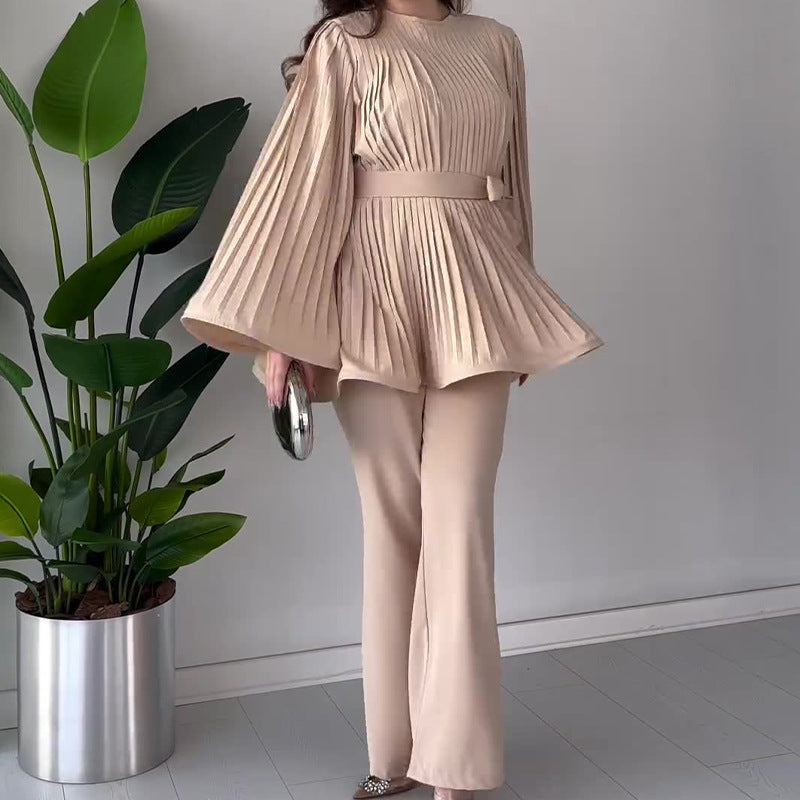WW swing suit with round neck and batwing sleeves