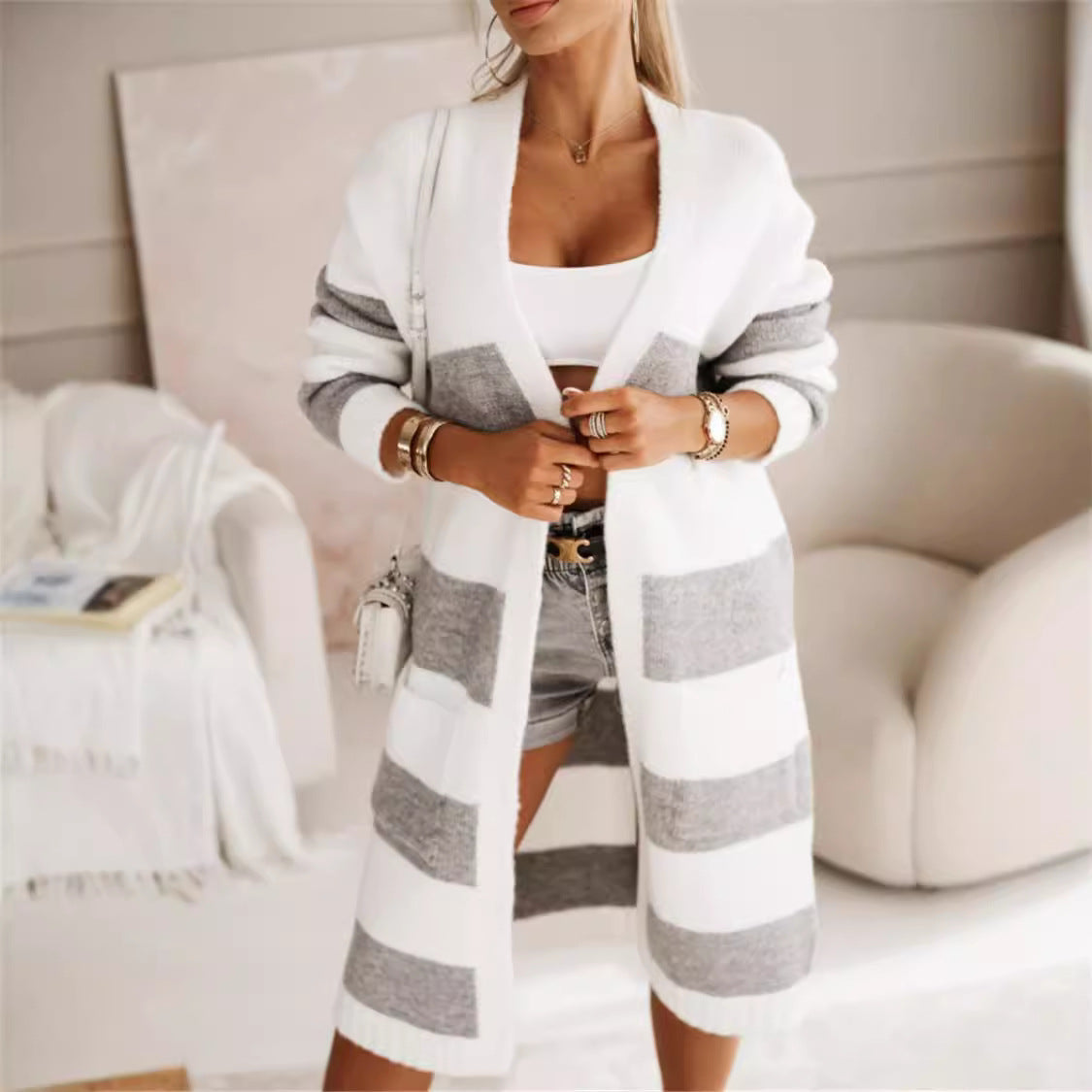 WW | Damen Stilvolle Strickjacke Mit Dicke Streifen