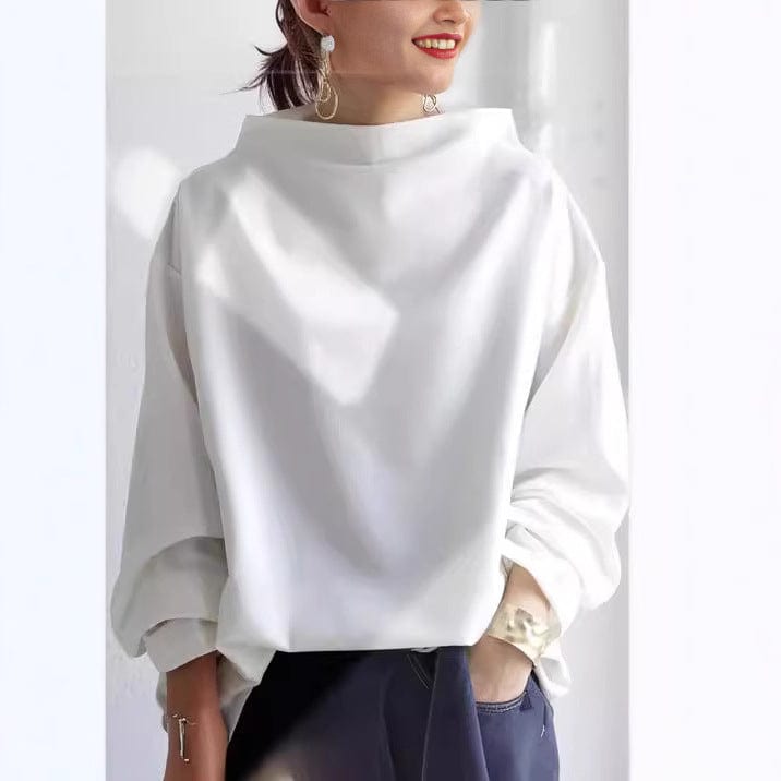 WW | Elegant Loose-Fit Turtleneck Blouse