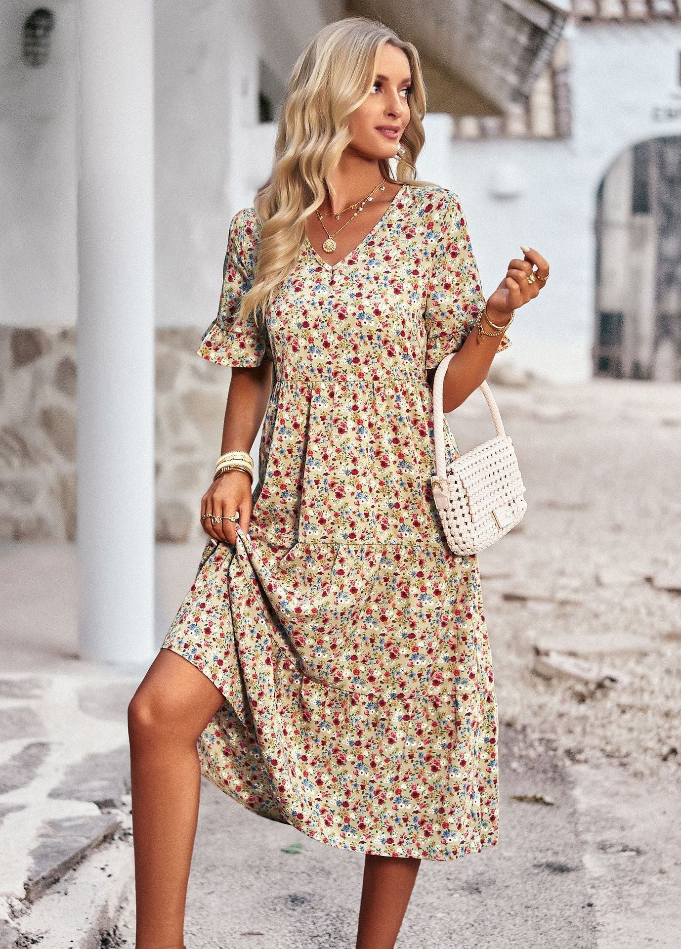 Damen Midi-Kleid mit floralem Muster und verspieltem V-Ausschnitt WW