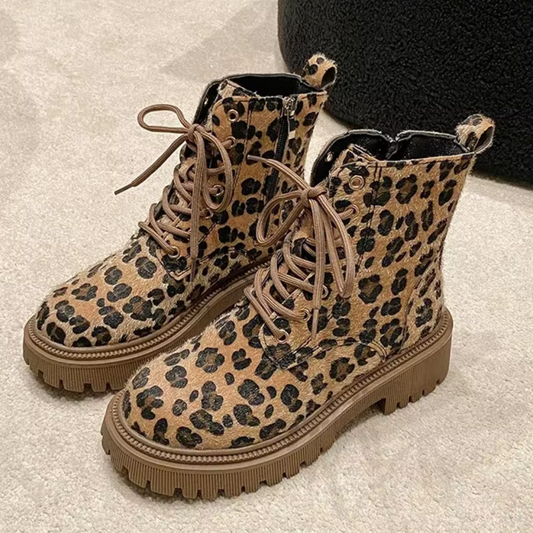 WW | Modische Stiefel für Frauen