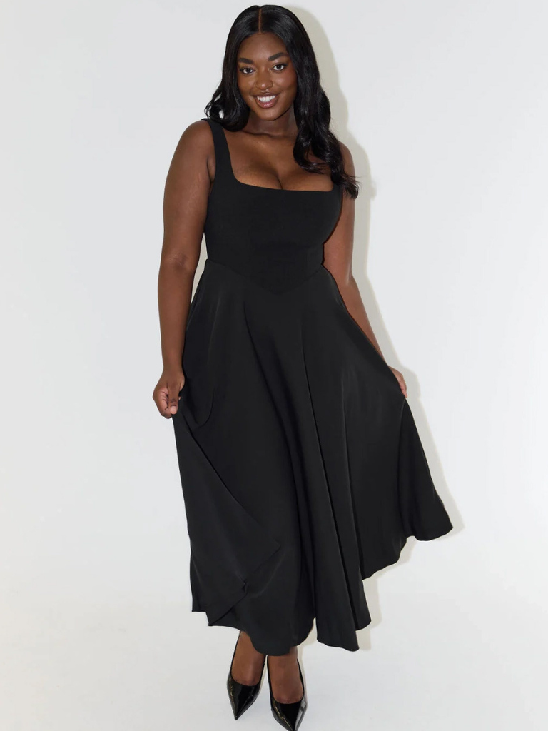 Lucinda™ | Dress with crimson elegance