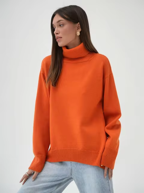 WW | Loose-fitting turtleneck sweater