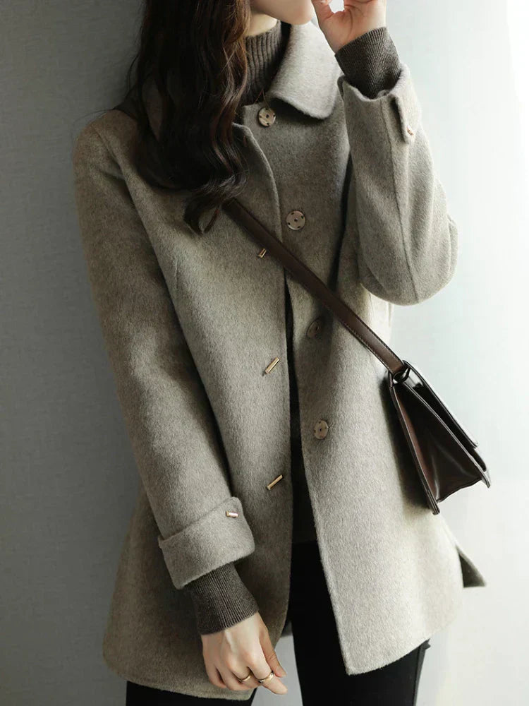 WW | Women's Wool Coat in Shades of Gray
