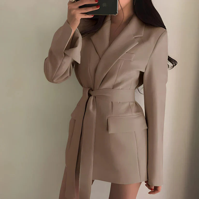 WW | Eleganter Blazer mit Gürtel