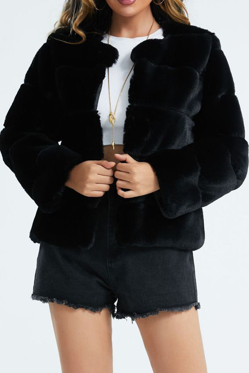 WW | Women's Short Faux Fur Jacket with Lapels and Soft Fabric