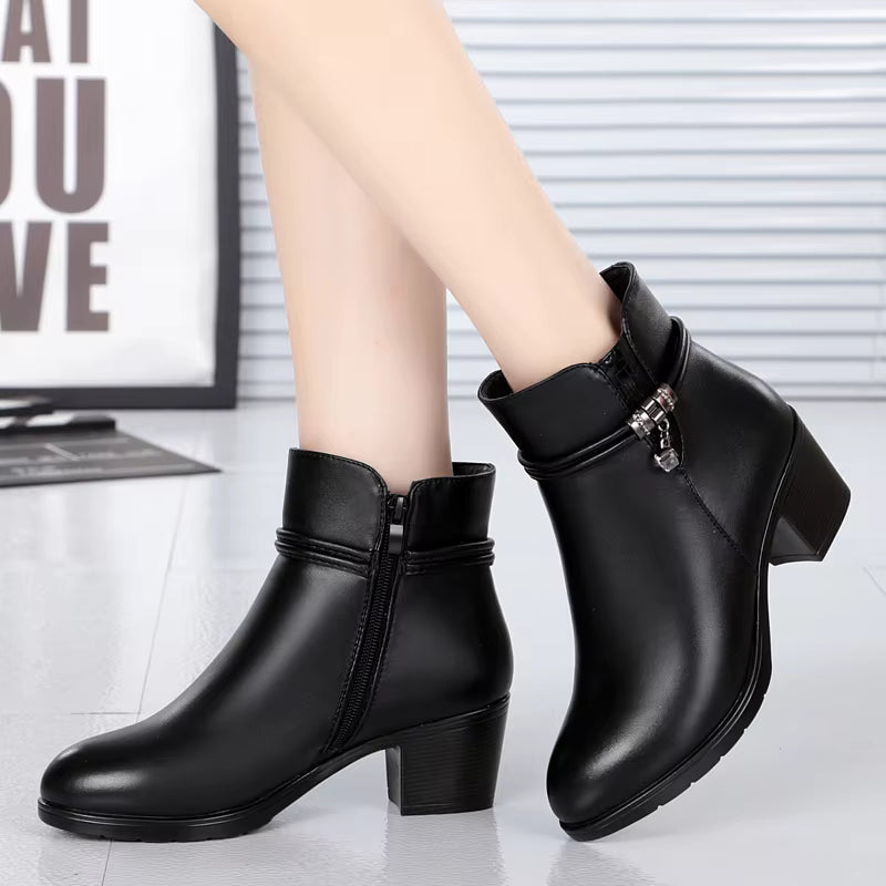 WW | Lined Ankle Boots with Side Zip