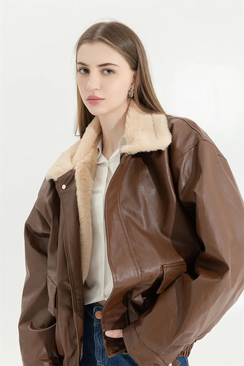 WW | Leather Coat Vintage & Stylish