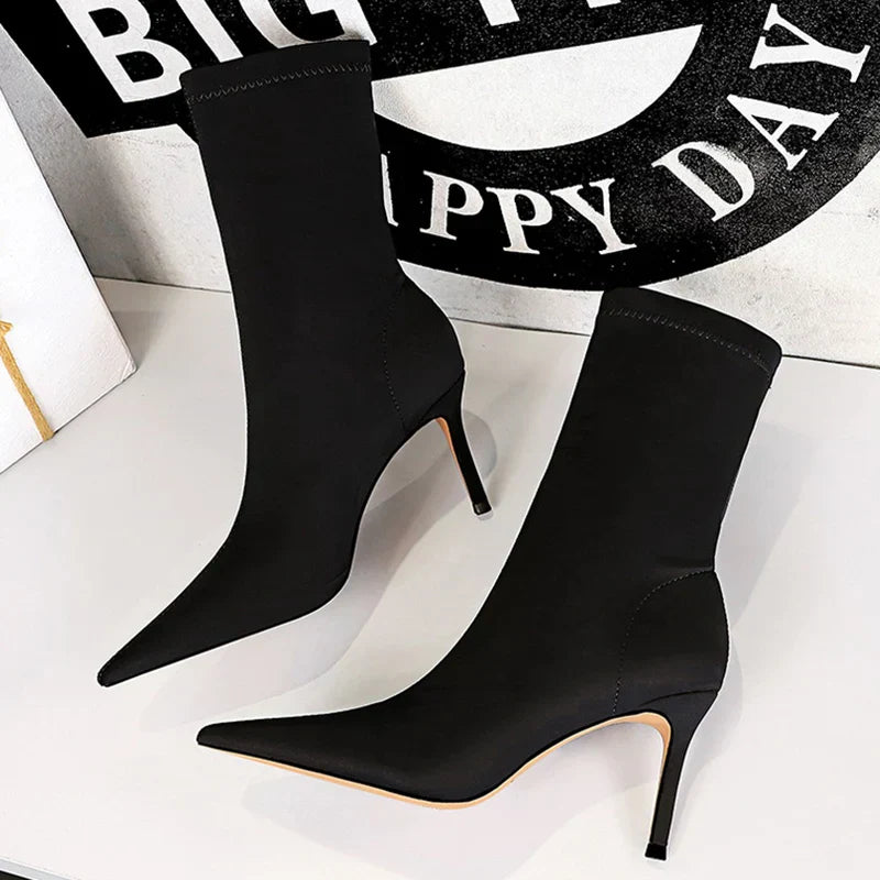 WW | Round socks soft heels