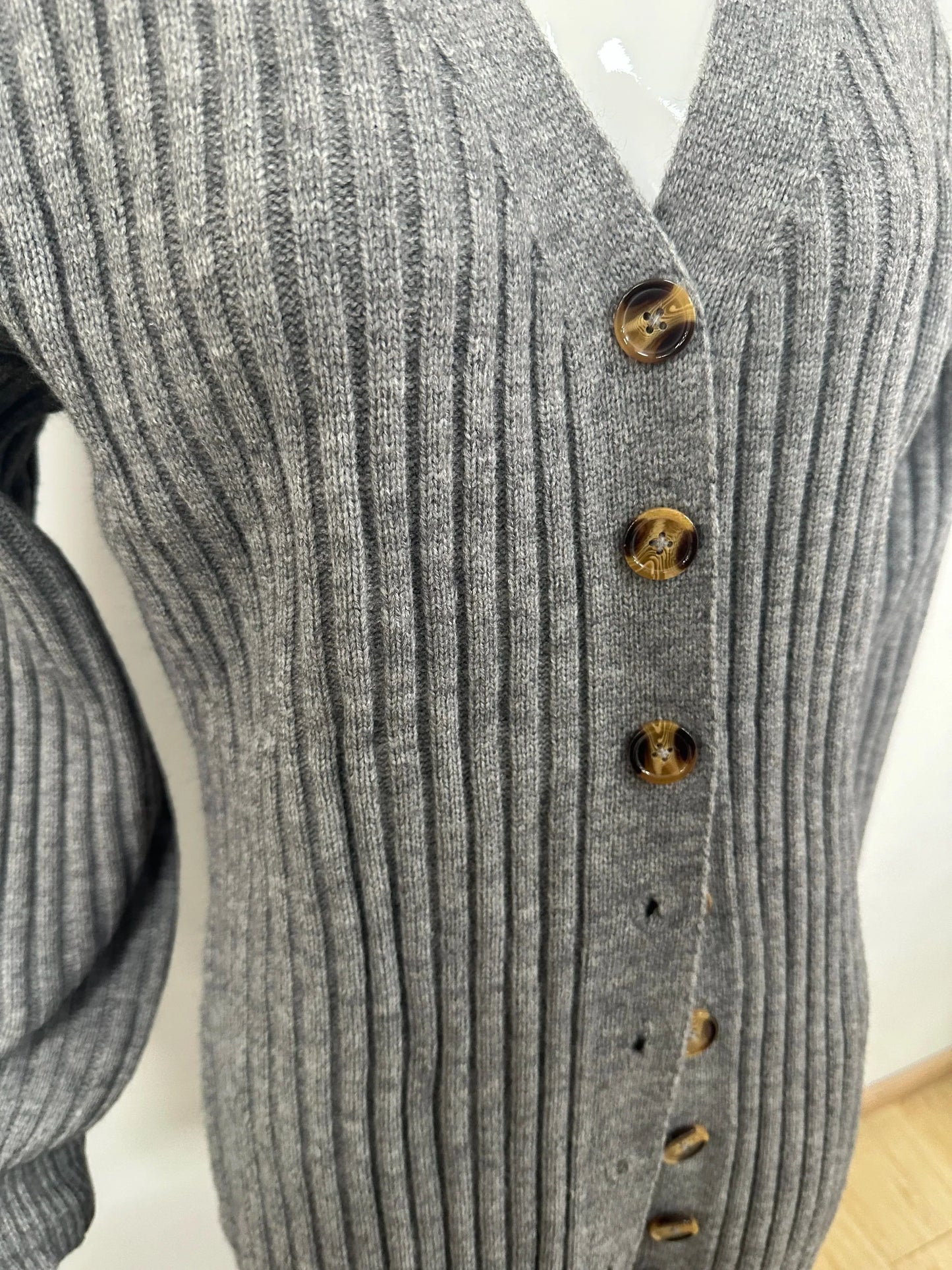 WW | Schicker Cardigan