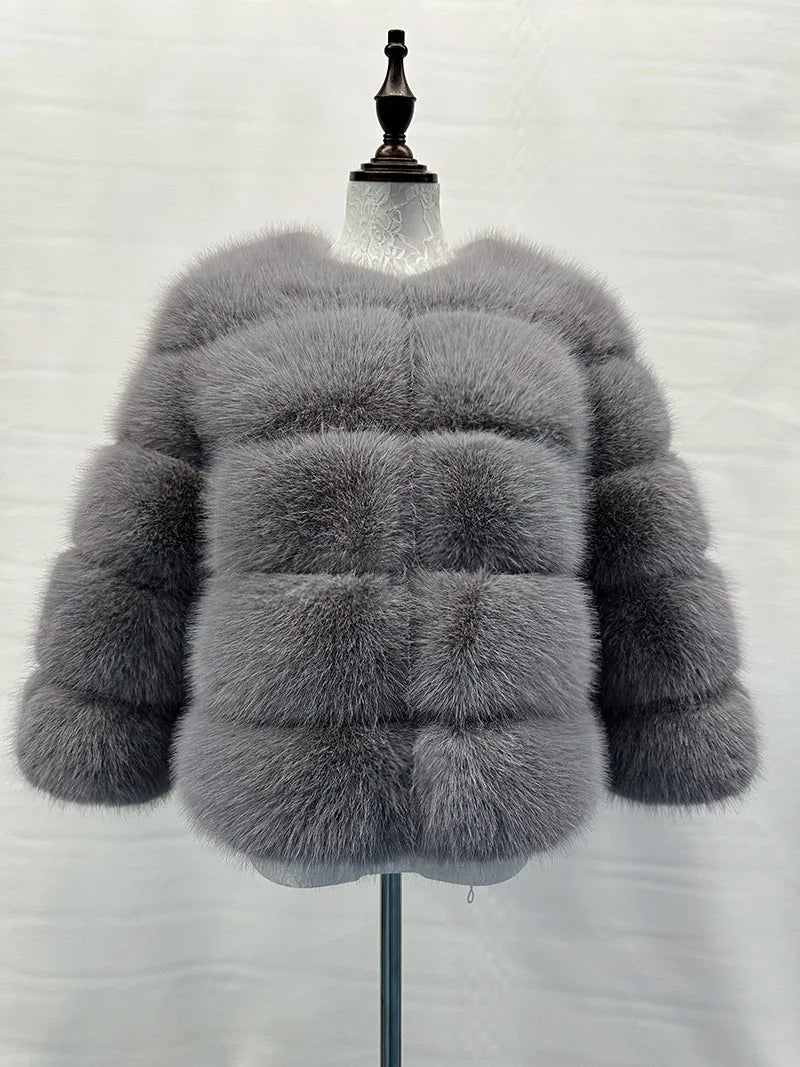 WW | Elegant women's fur coat