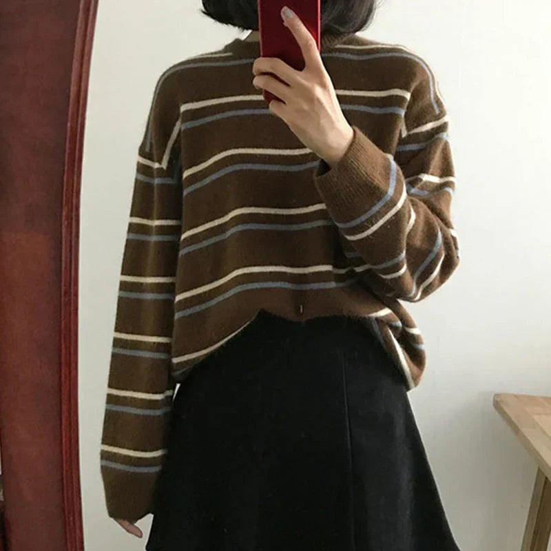 WW | Crew-Neck Knit Sweater