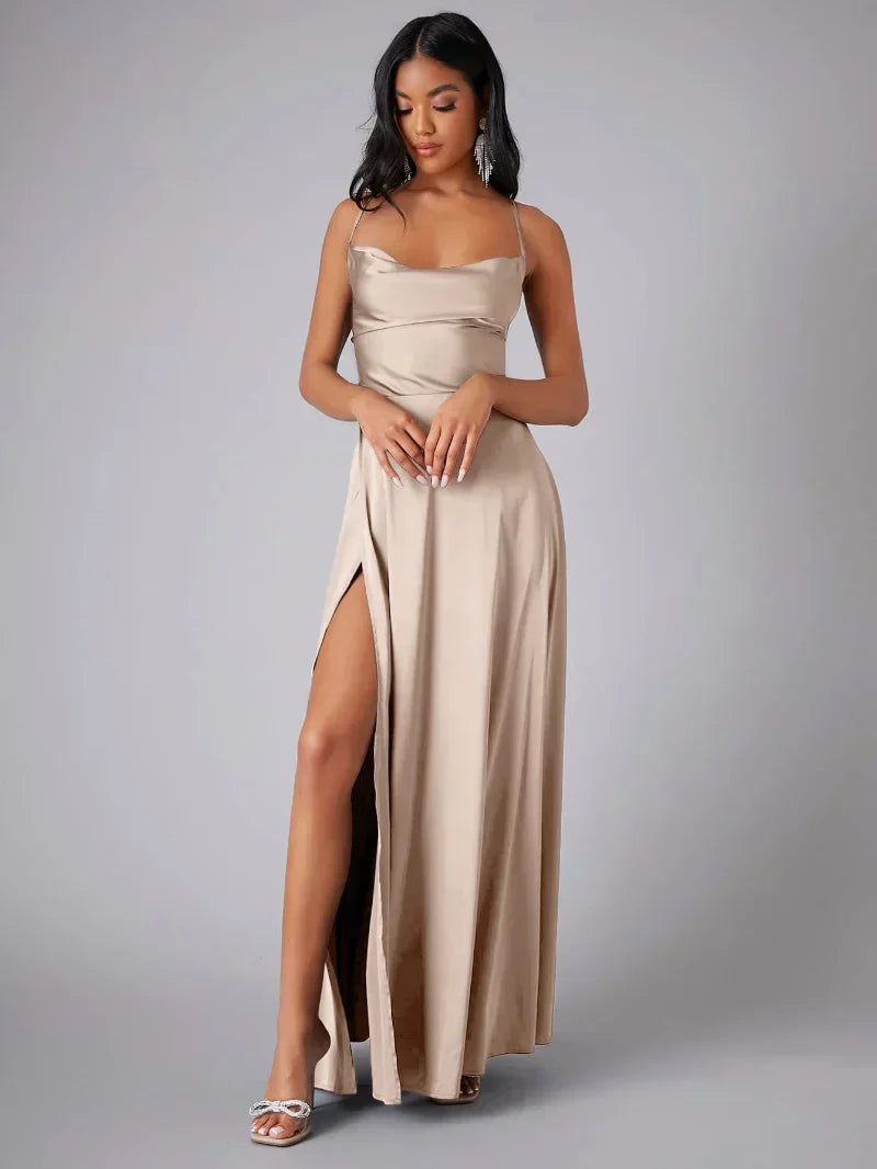 WW | Elegantes Maxikleid Aus Satin