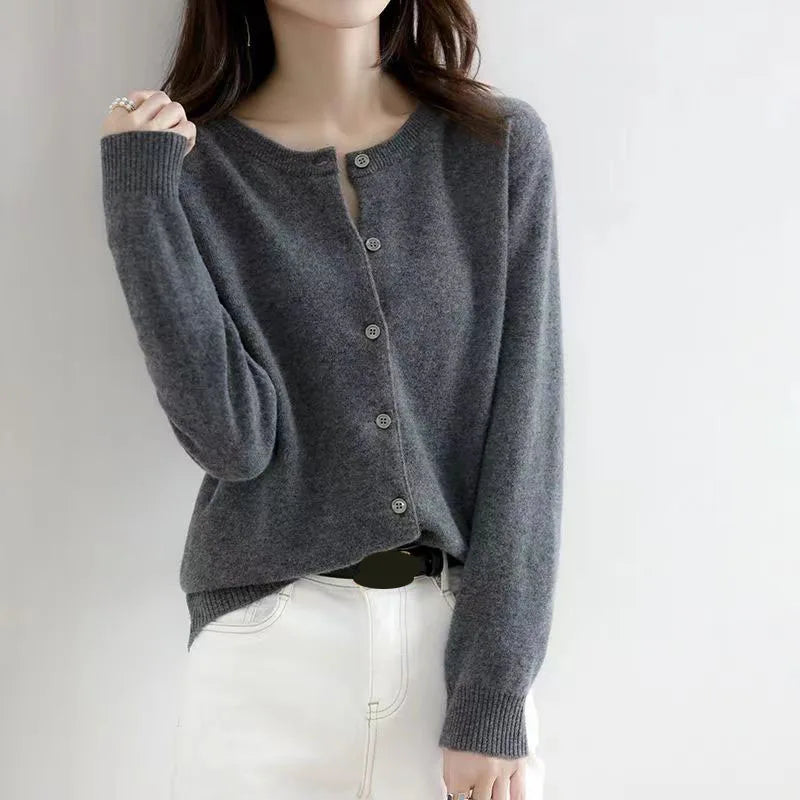WW | Classic Cardigan