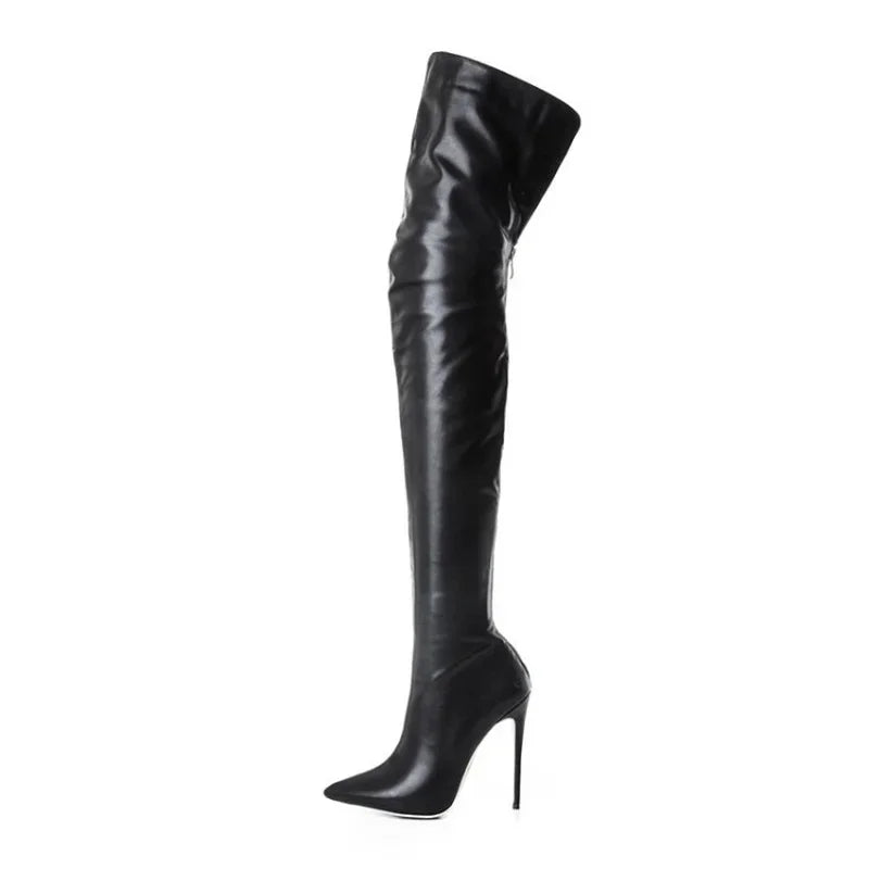 WW | Knee-High Heeled Boots