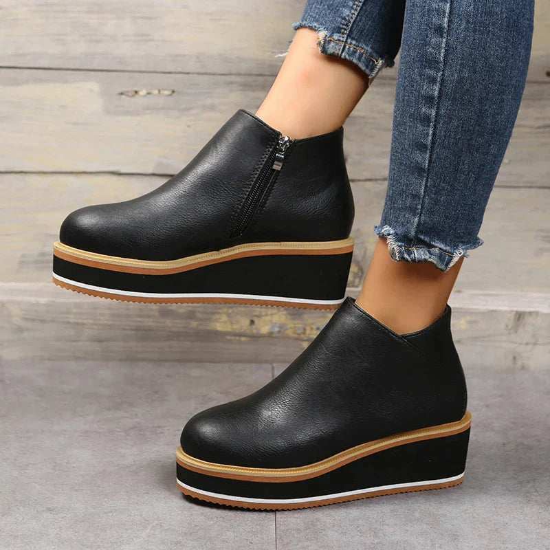 WW | Damen Stiefeletten mit Plateau und seitlichem Reißverschluss