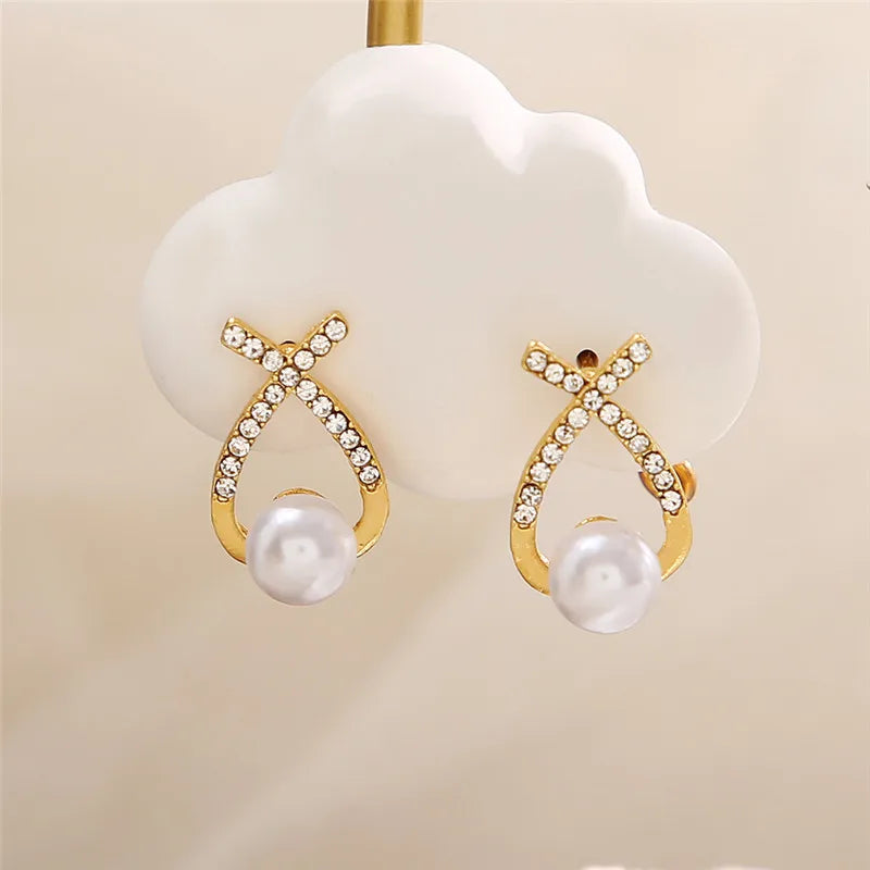 WW | Gold-Colored Pearl Stud Earrings