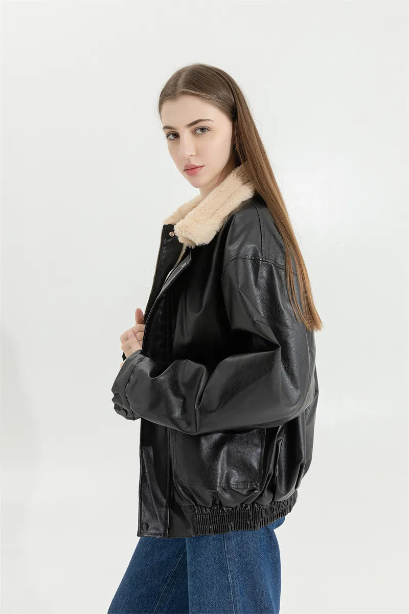 WW | Leather Coat Vintage & Stylish