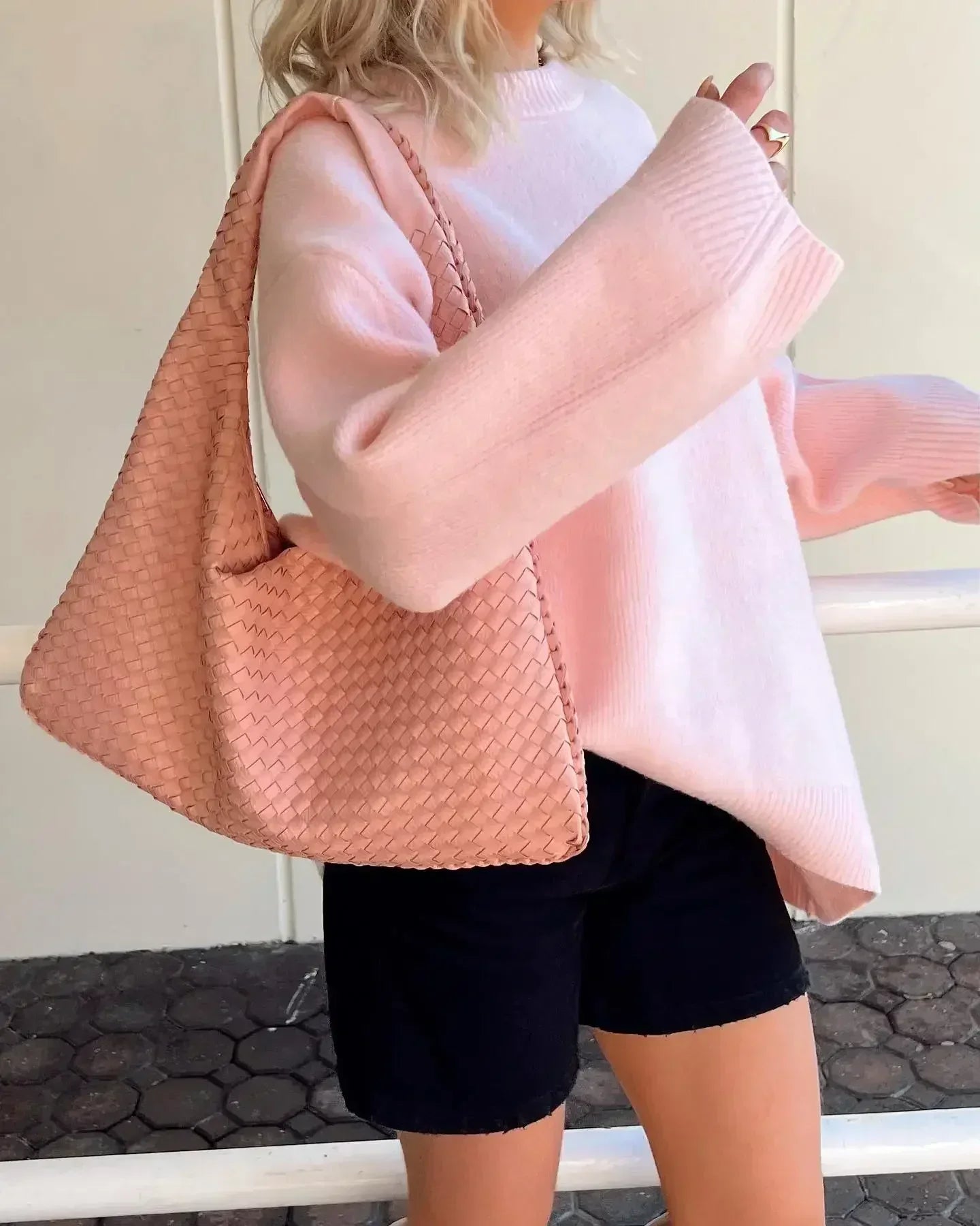 WW | Elegant 2024 Autumn Sweaters for a Comfortable Radiance