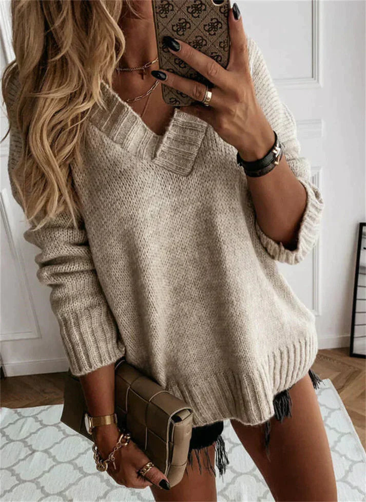 WW | Women's V-Neck Knitted Jumper - Oversized Look for Autumn & Winter