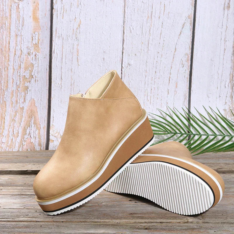 WW | Damen Stiefeletten mit Plateau und seitlichem Reißverschluss