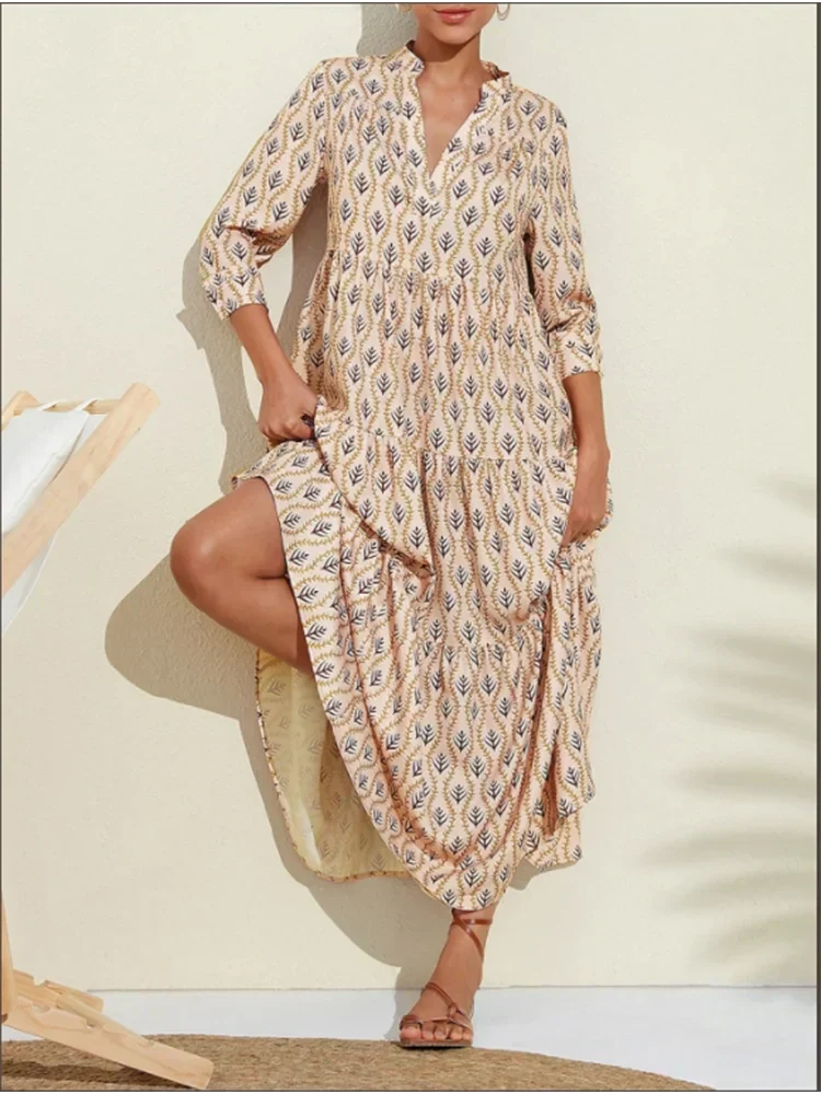 Evelina | V-Neck Printed Holiday Dress