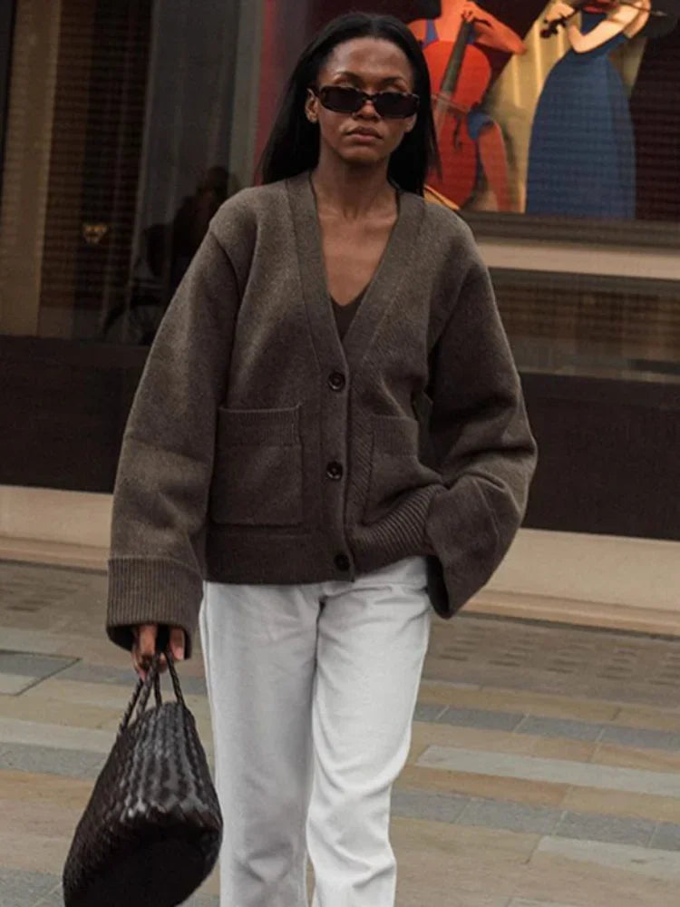WW | Elegant V-Neck Cardigan