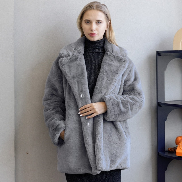 WW | Faux fur jacket perfect for the winter season