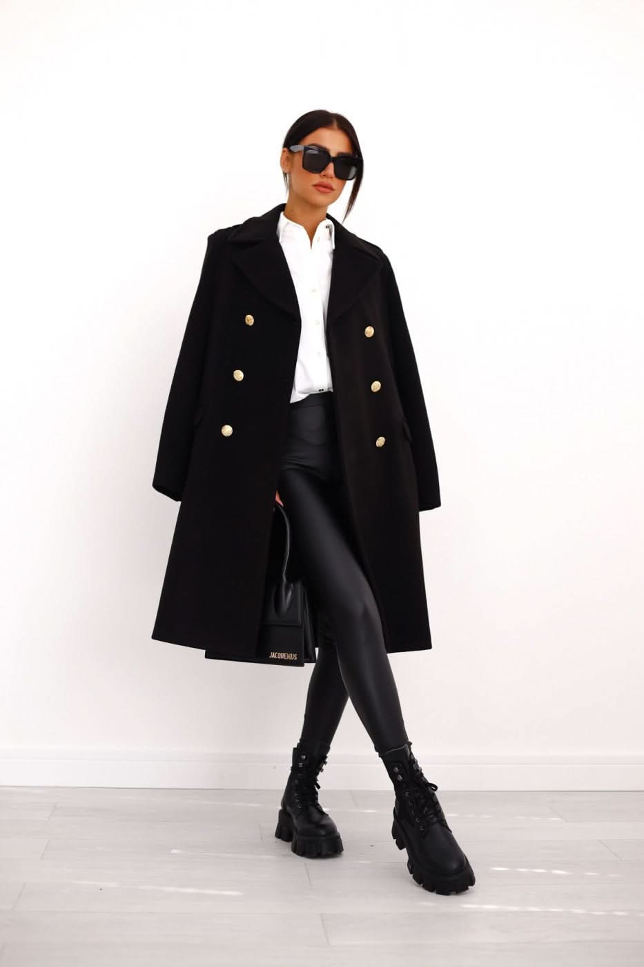 WW | oversized schwarze Mantel mit goldenen Knöpfen für Damen
