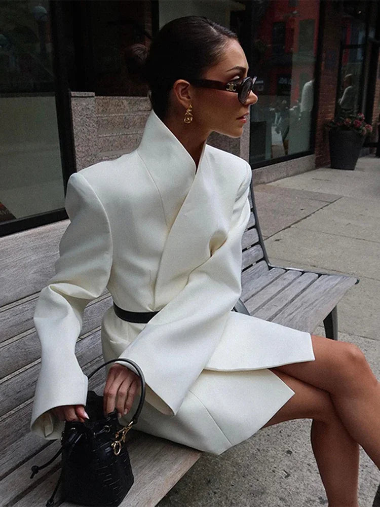 WW | White women's coat with stand-up collar