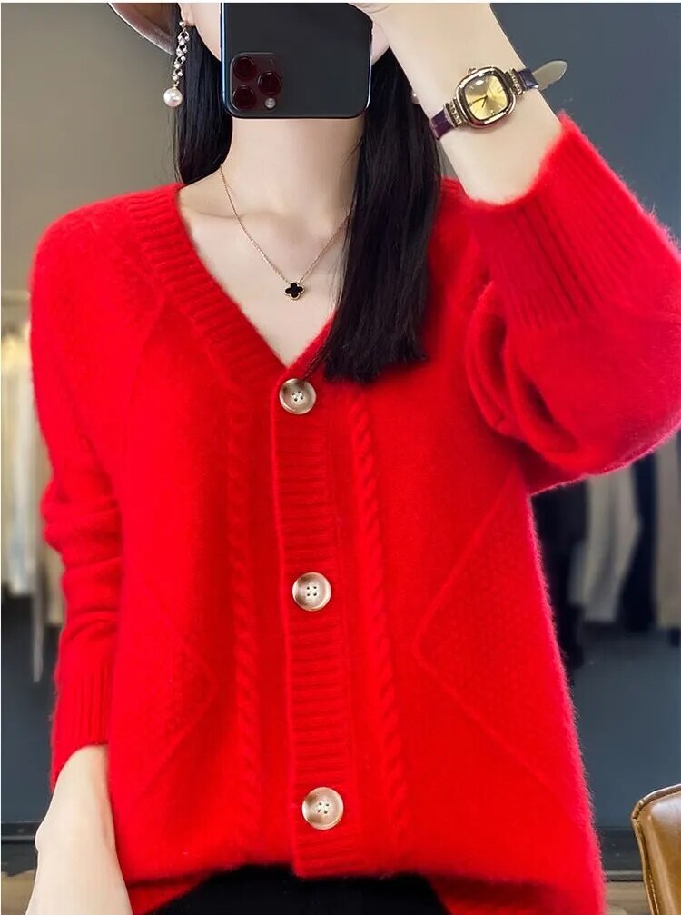 WW | V-Neck Winter Cardigan