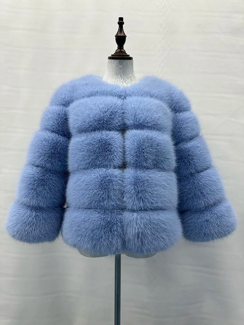 WW | Elegant women's fur coat