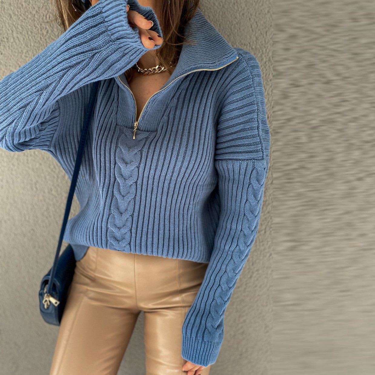 WW V-Sweater | Comfortable Cable Knit Sweater with V-Neck, Turtleneck and Zipper