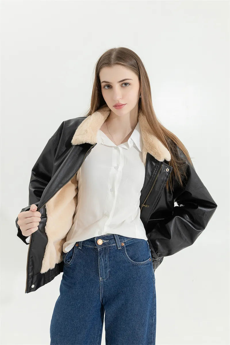 WW | Leather Coat Vintage & Stylish