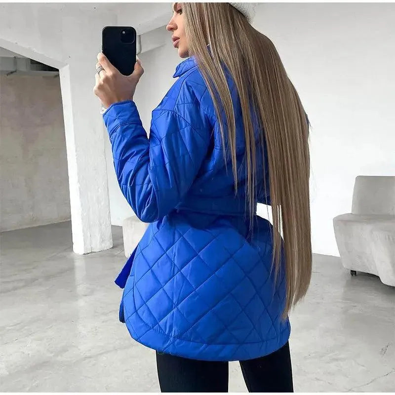WW | Jacke Stylisch Druckknopfverschluss, Geräumige Taschen Ideal für Den Herbst