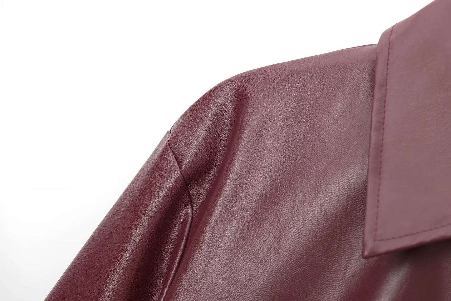 WW | Lederjacke mit Reißverschluss Vorne und Klassischem Reverskragen
