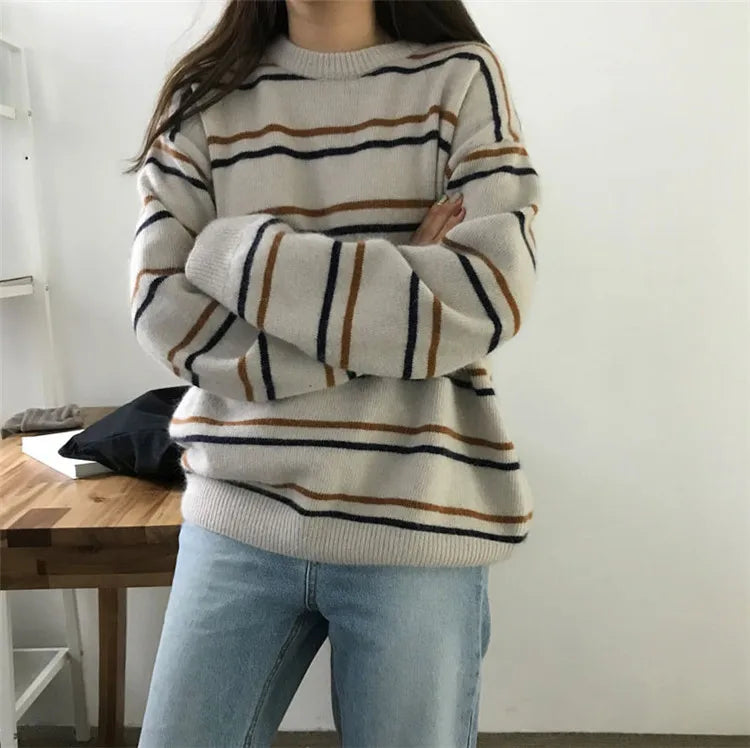 WW | Crew-Neck Knit Sweater