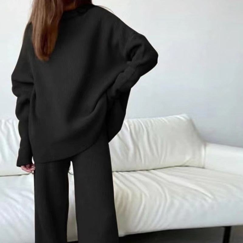 WW | Two-Piece Knitted Loungewear Set - Stylish Women's Homewear