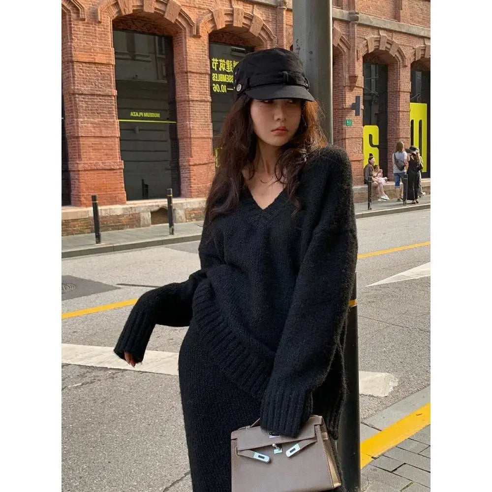 WW | Two-Piece Knit Sweater and Skirt Set