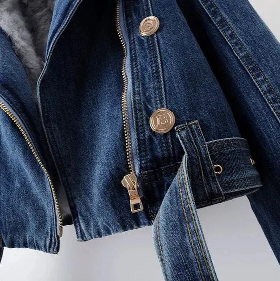 WW | Classic and Stylish Denim Jacket