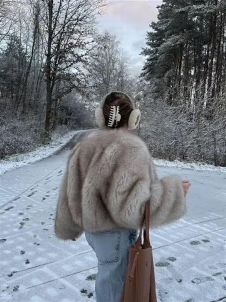 WW | luxurious warm fur coat