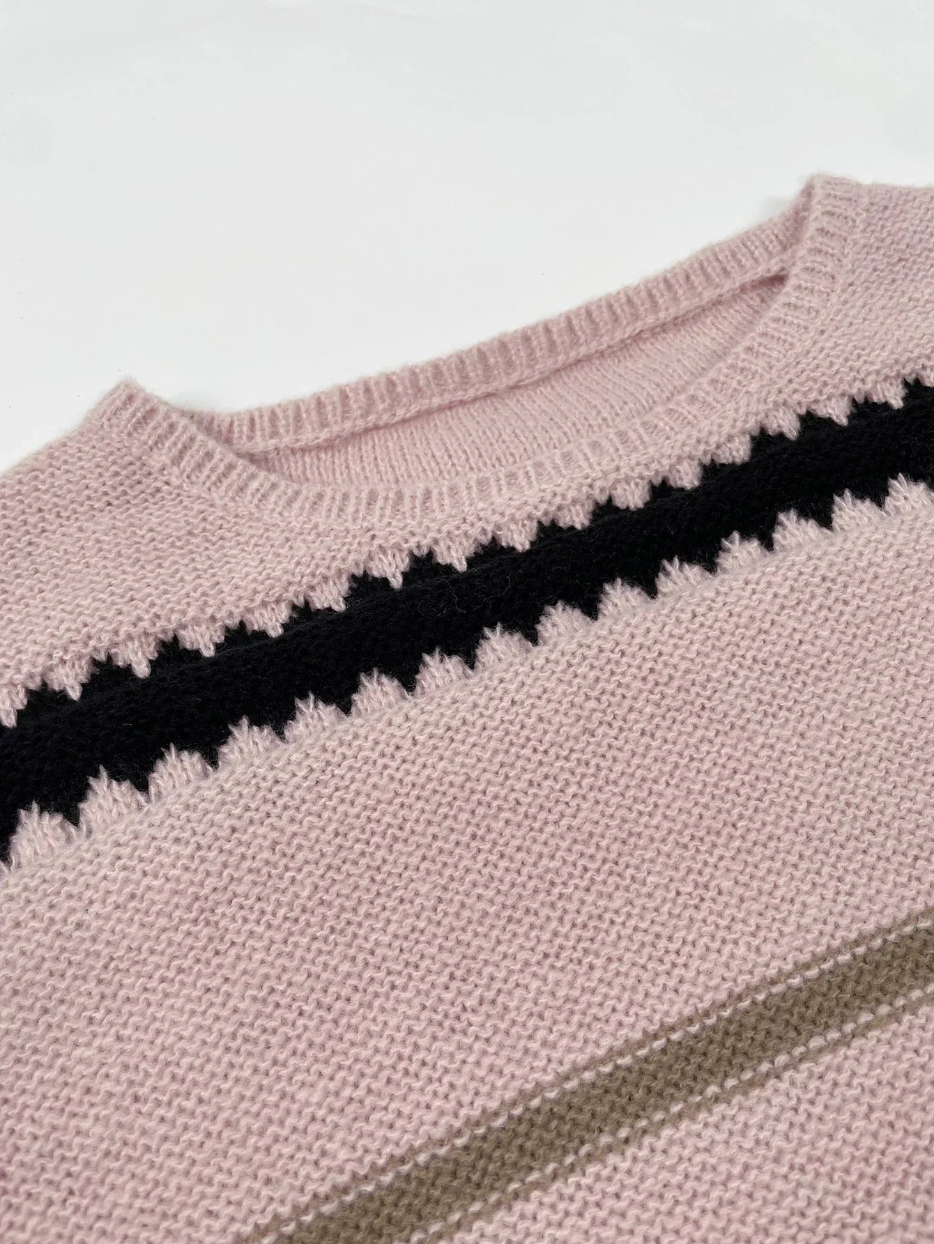 WW | trendy striped winter sweater